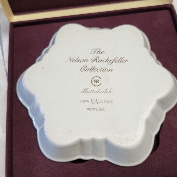 Nelson Rockefeller Salt dish - Picture 2 of 2